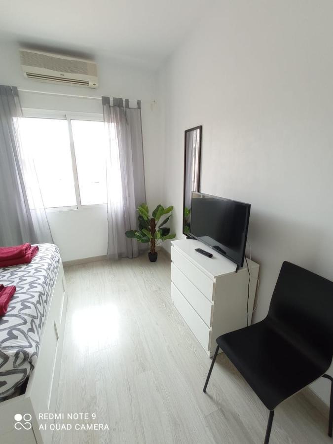 Apartamento Con Encanto "Larios Street" Apartment Malaga Exterior photo