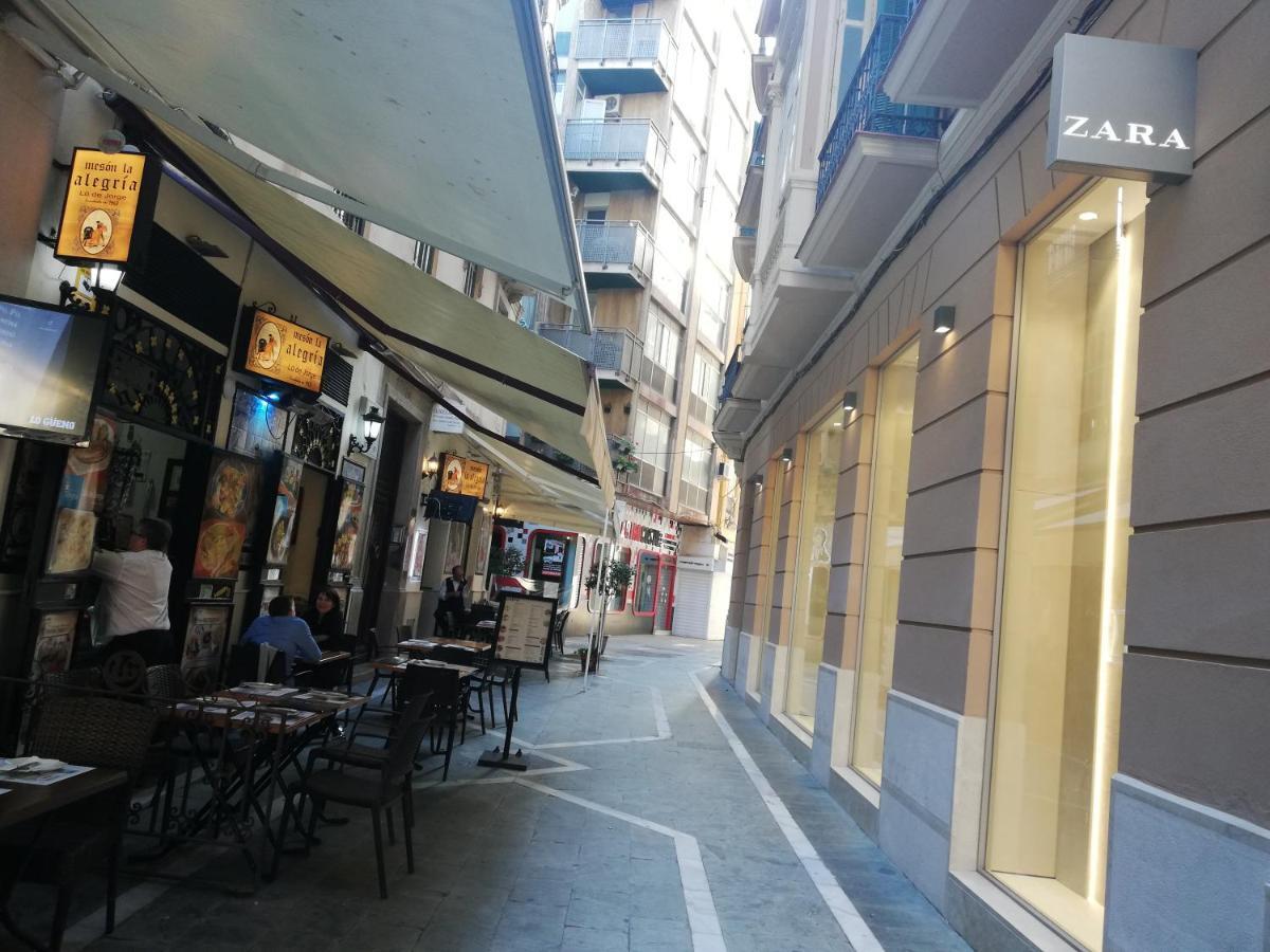 Apartamento Con Encanto "Larios Street" Apartment Malaga Exterior photo